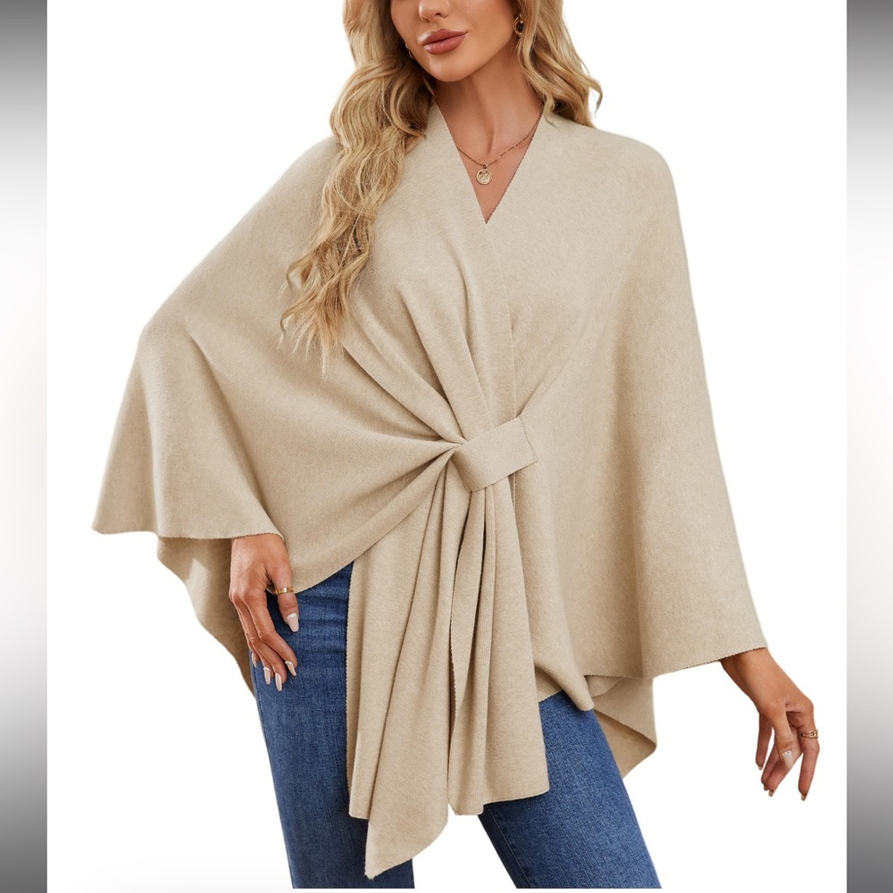 NWT Puli Poncho/Shall Wrap